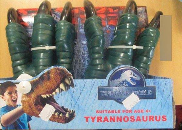Dinosaur World — Tyrannosaurus/Velociraptor claws