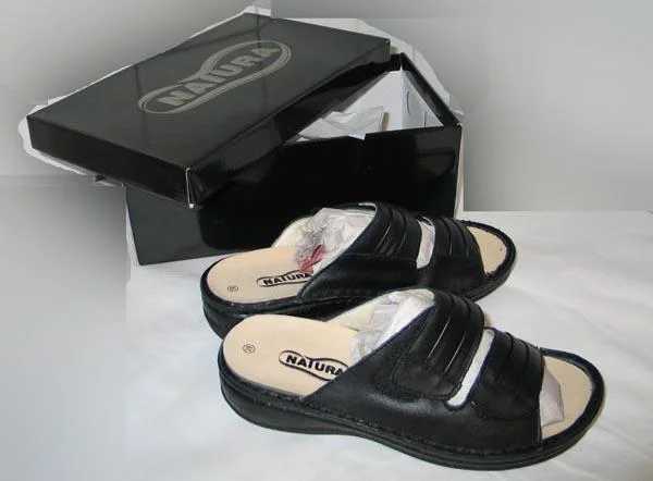 Natura — Leather sandals