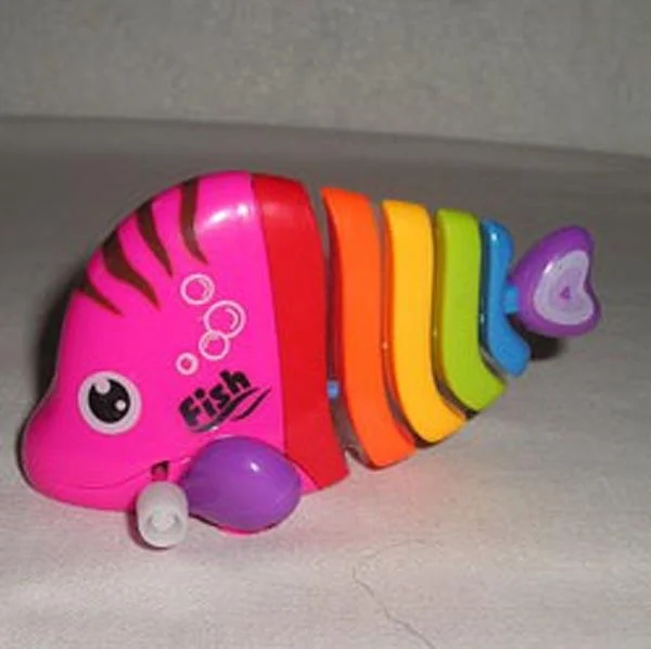RUN SHENG — LOVELY COLORFUL FISH