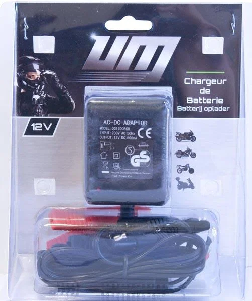 UM — Chargeur de Batterie
