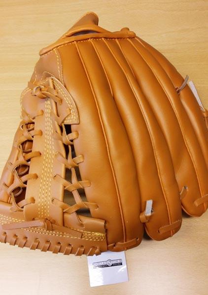 Baseball glove