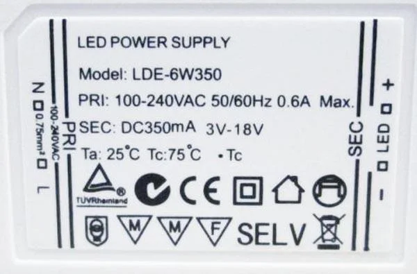 ElectroGEAR — LED paneelivalaisin / LED Panel Light