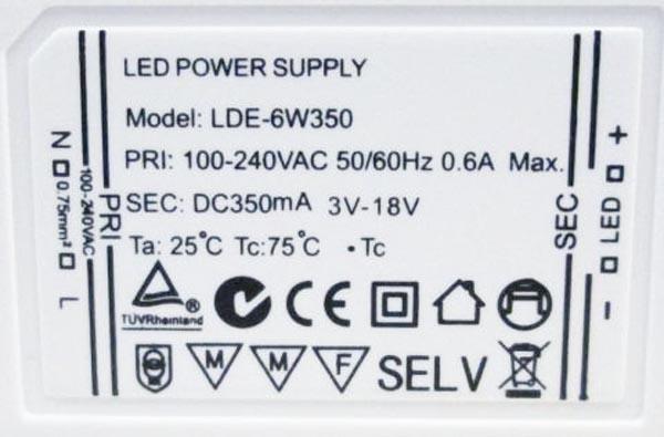 ElectroGEAR — LED paneelivalaisin / LED Panel Light