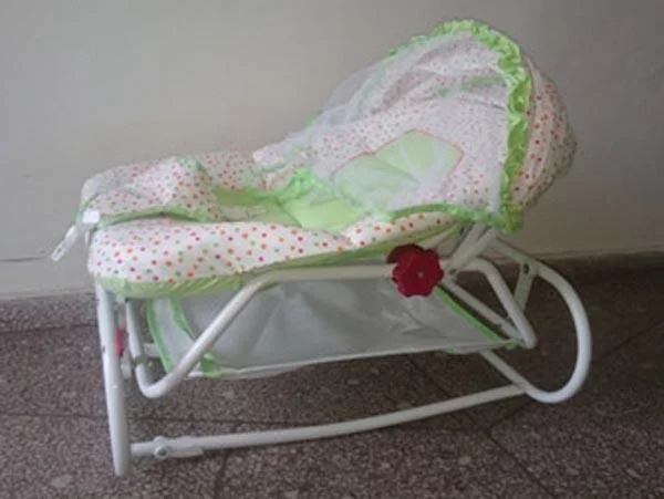 Pasha baby — Reclined cradle