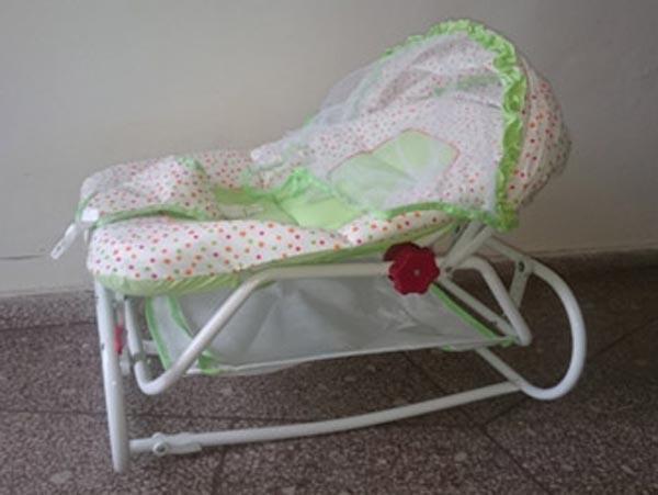 Pasha baby — Reclined cradle