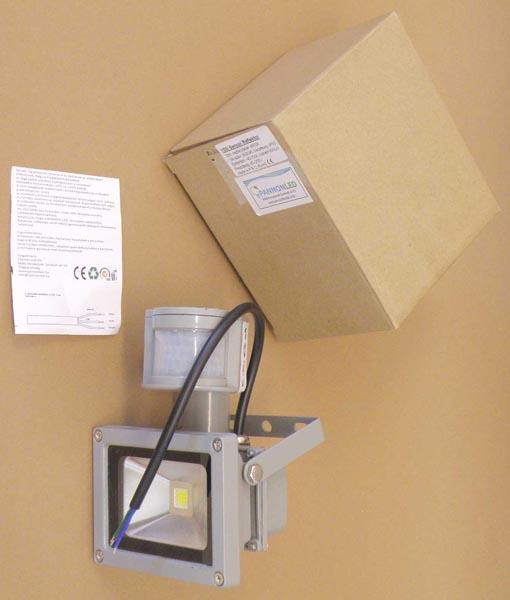 PANNONLED — 10W Sensor Reflektor
