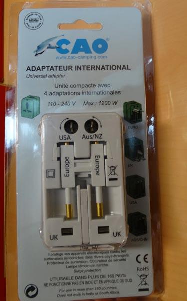 CAO — Adaptateur International (Universal adapter)