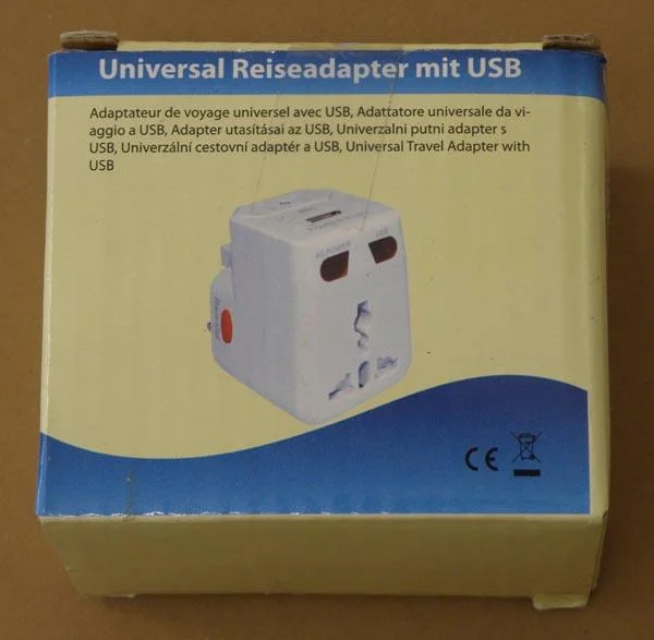 Universal Reiseadapter mit USB