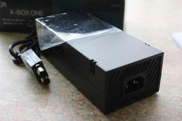 AC Adapter