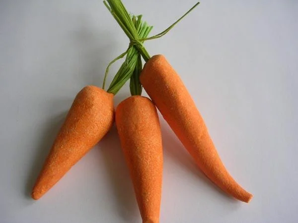Lush — Bunch of Carrots