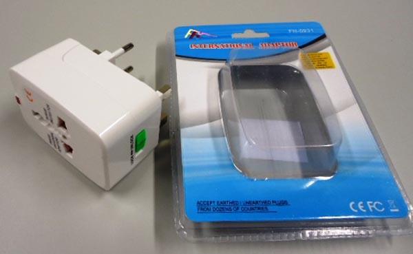FH FOHILL — Travel Universal Adapter