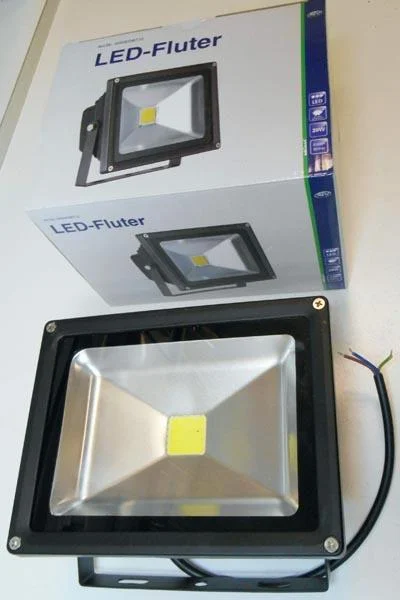 Düvi / REV — LED Reflektor / LED-Fluter