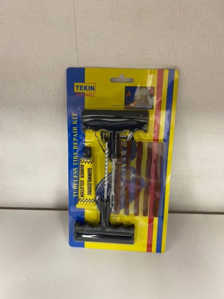 tubeless tire repair kit — kit reparation pneu voiture