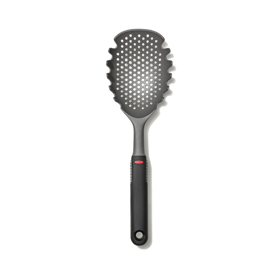 oxo — cuillère passoire à pâtes oxo/pasta scoop strainer oxo