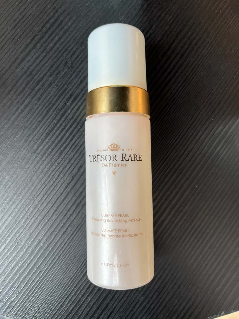 tresor rare — ultimate pearl mousse nettoyante et revitalisante