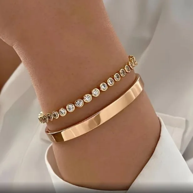sans marque — ensemble de 2 bracelets simples en alliage de zinc incrustés de strass brillants