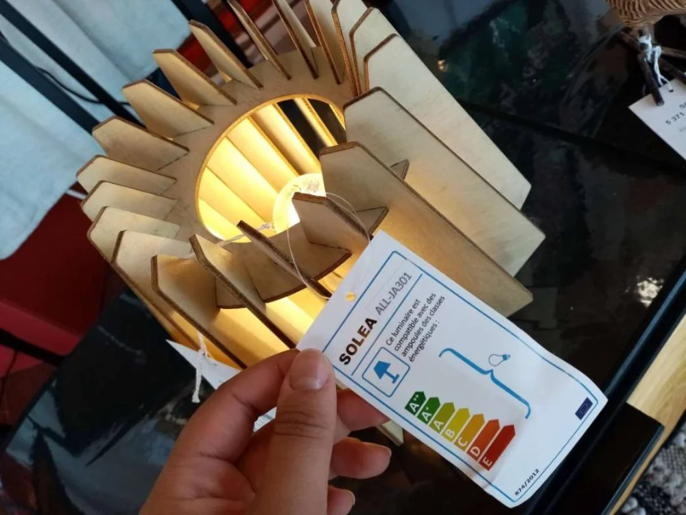 solea — lampe bois beige all-ja301