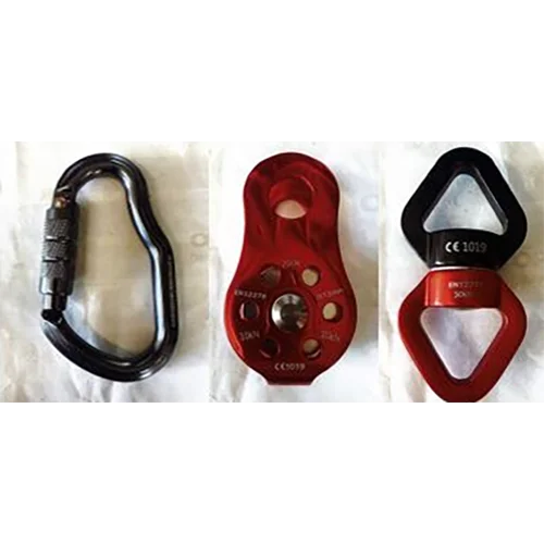 Twistlok Carabiners, Rope Pulleys and Swing Swivels