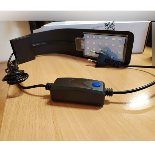 LAMPKA AKWARIOWA 8.7W