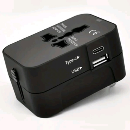 TRAVEL UNIVERSAL ADAPTOR