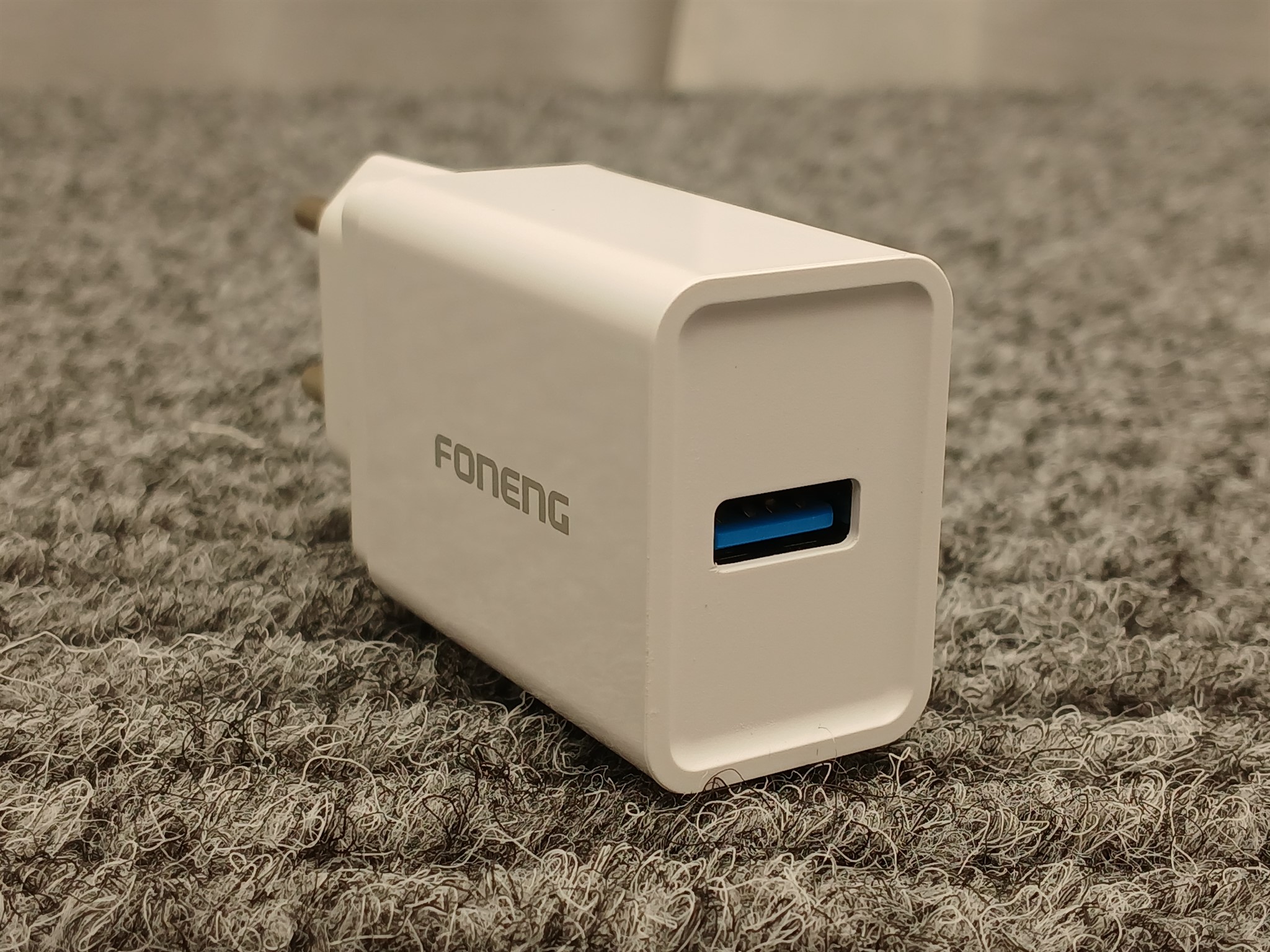 Foneng — Quick Charger